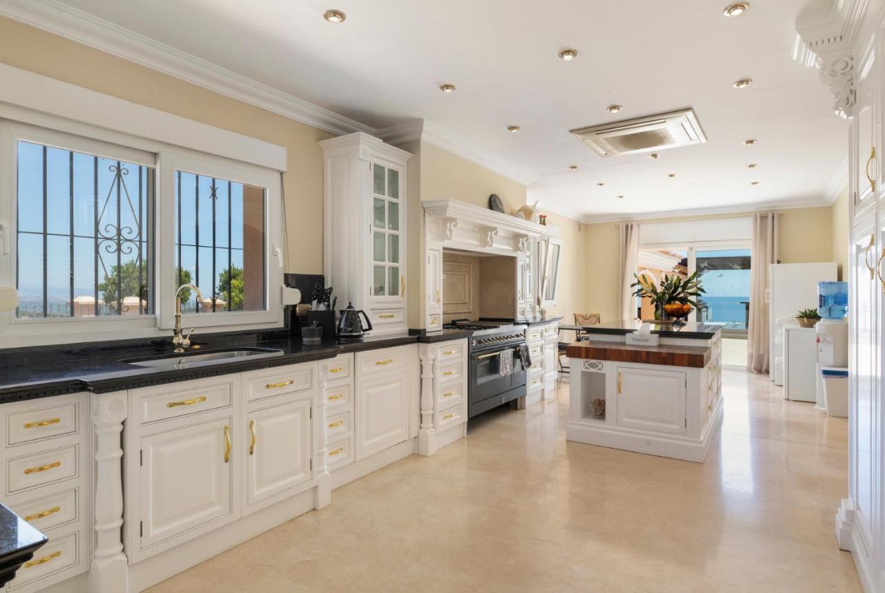 Luxury Villa Bellagio Estepona (Adults Only) Exterior photo